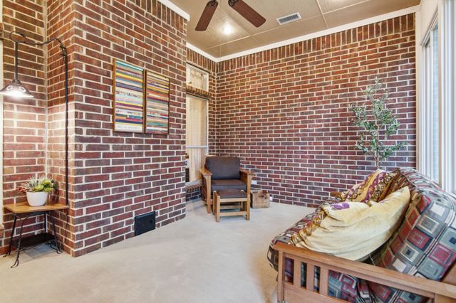 7041 Wanda Way, North Richland Hills, TX 76182