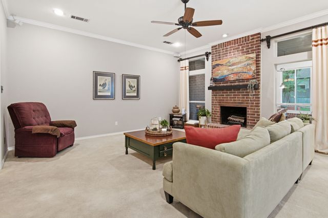 7041 Wanda Way, North Richland Hills, TX 76182