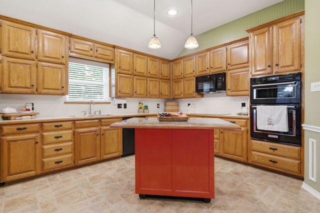 7041 Wanda Way, North Richland Hills, TX 76182