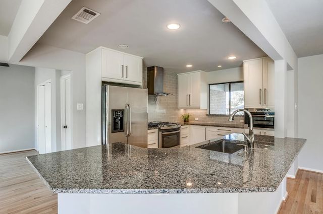 203 Leda Drive, Dallas, TX 75218