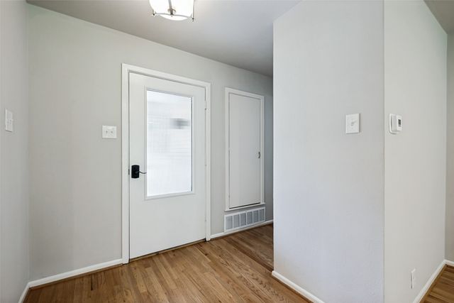 203 Leda Drive, Dallas, TX 75218