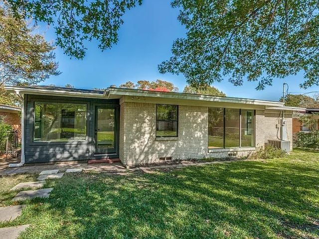 203 Leda Drive, Dallas, TX 75218