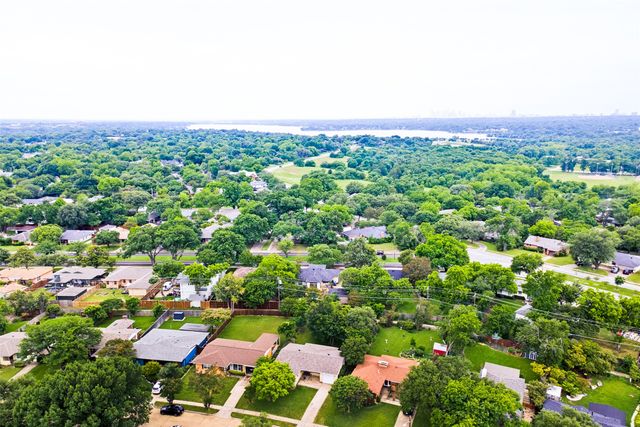 203 Leda Drive, Dallas, TX 75218
