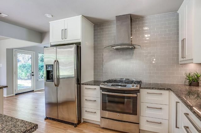 203 Leda Drive, Dallas, TX 75218