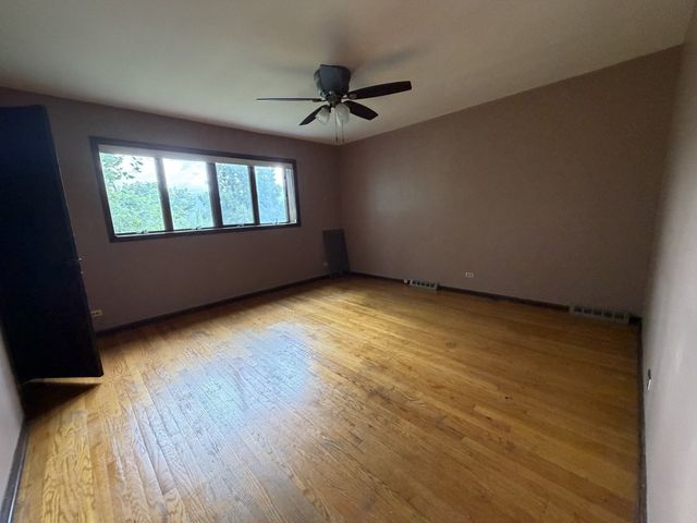 58 E 164th Street, South Holland, IL 60473