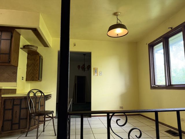 58 E 164th Street, South Holland, IL 60473