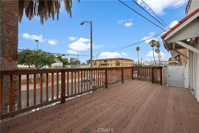 2989 W 12th Street, Los Angeles, CA 90006