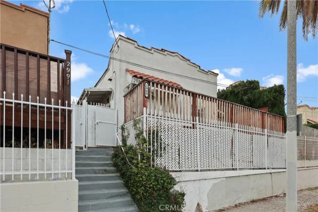 2989 W 12th Street, Los Angeles, CA 90006