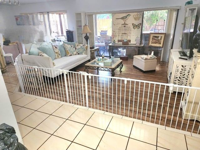 11060 SW 143rd Place, Miami, FL 33186