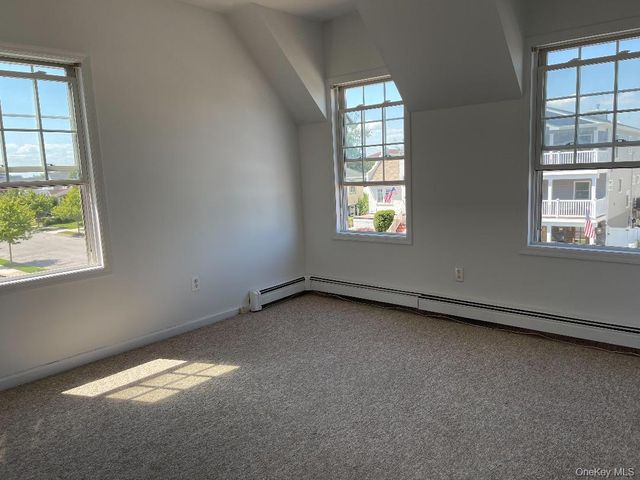 420 W Fulton Street upper, Long Beach, NY 11561