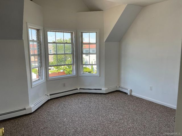 420 W Fulton Street upper, Long Beach, NY 11561