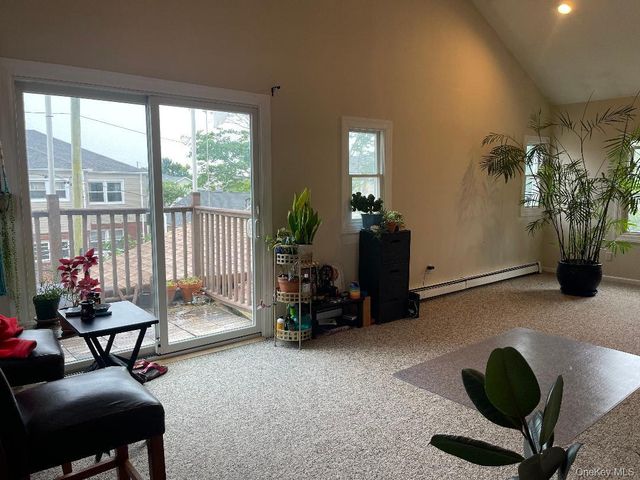 420 W Fulton Street upper, Long Beach, NY 11561