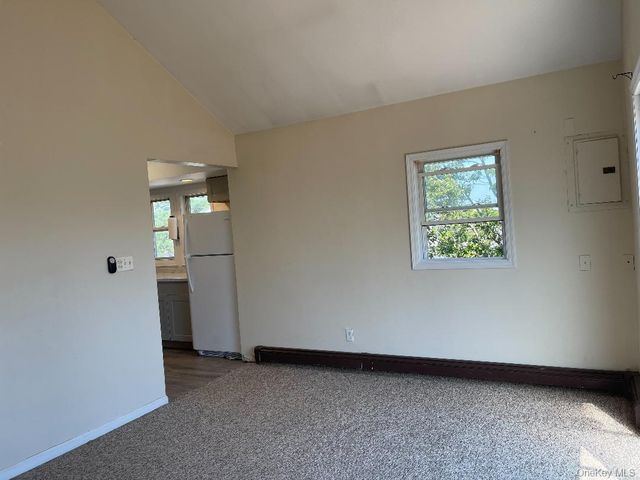 420 W Fulton Street upper, Long Beach, NY 11561
