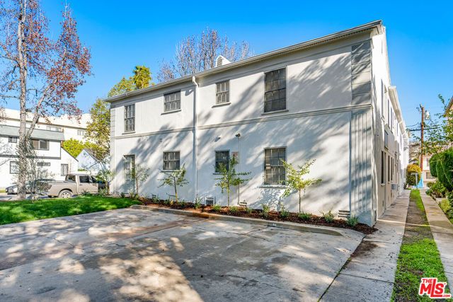 9216 Alden Drive 10, Beverly Hills, CA 90210