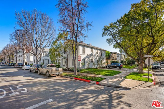 9216 Alden Drive 10, Beverly Hills, CA 90210