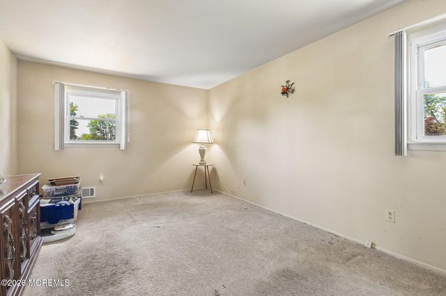 71 Gaub Road, Old Bridge, NJ 08857