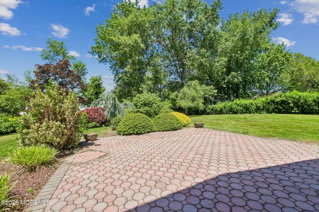 71 Gaub Road, Old Bridge, NJ 08857