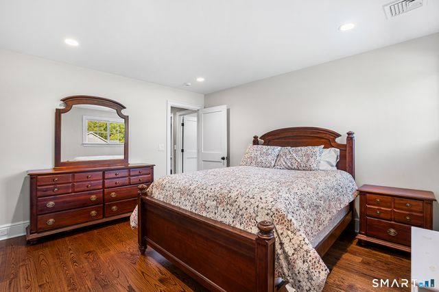 2 Doe Hollow Drive, Trumbull, CT 06611