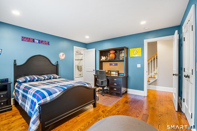 2 Doe Hollow Drive, Trumbull, CT 06611