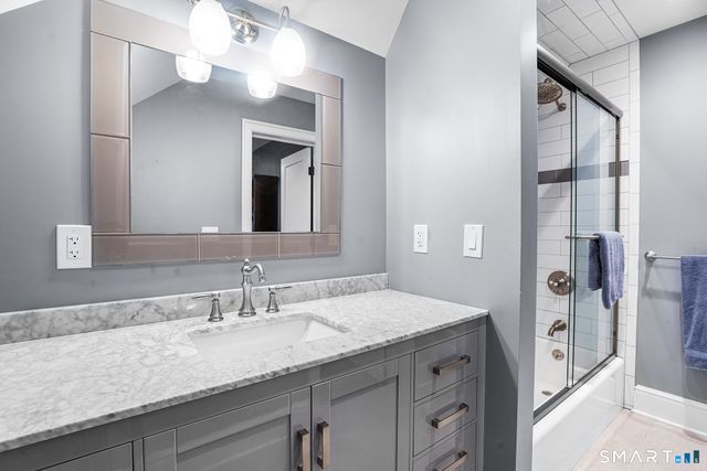 2 Doe Hollow Drive, Trumbull, CT 06611