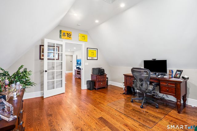 2 Doe Hollow Drive, Trumbull, CT 06611