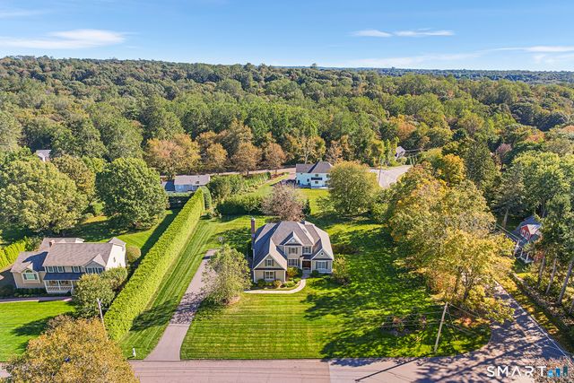 2 Doe Hollow Drive, Trumbull, CT 06611