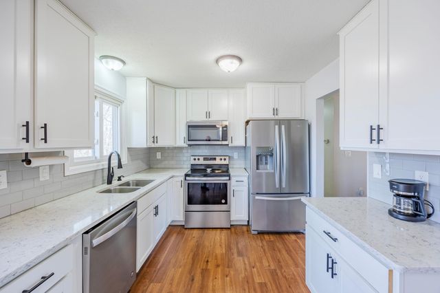 10520 Unity Street NW, Coon Rapids, MN 55433