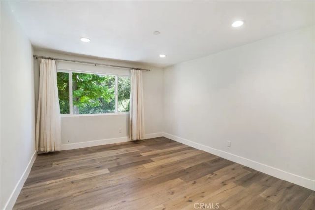 4726 Winnetka Avenue, Woodland Hills, CA 91364