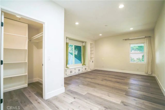 4726 Winnetka Avenue, Woodland Hills, CA 91364