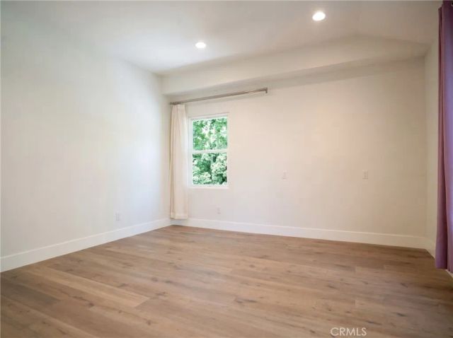 4726 Winnetka Avenue, Woodland Hills, CA 91364
