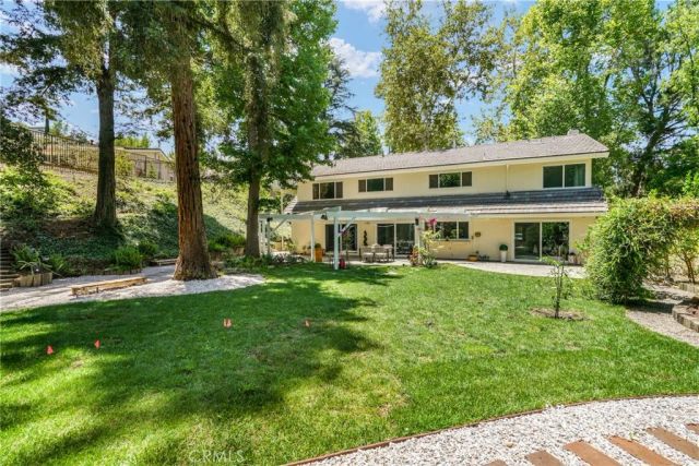 4726 Winnetka Avenue, Woodland Hills, CA 91364