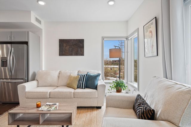 400 Herron Dr Apt 106, Nashville, TN 37210