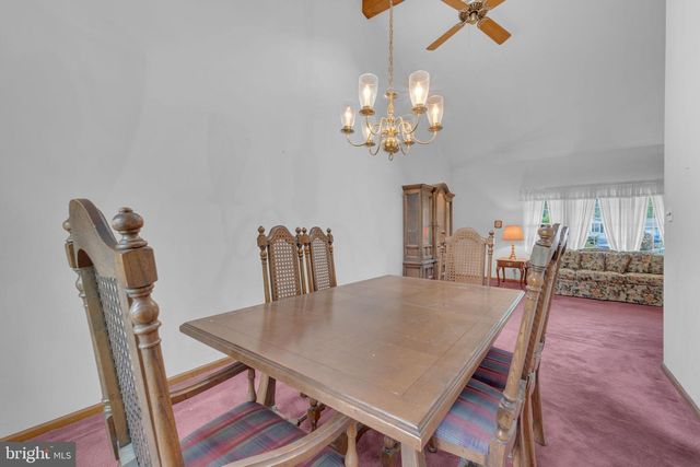 8 HASTINGS CT, Blackwood, NJ 08012