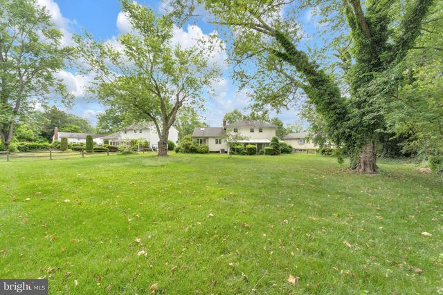 8 HASTINGS CT, Blackwood, NJ 08012
