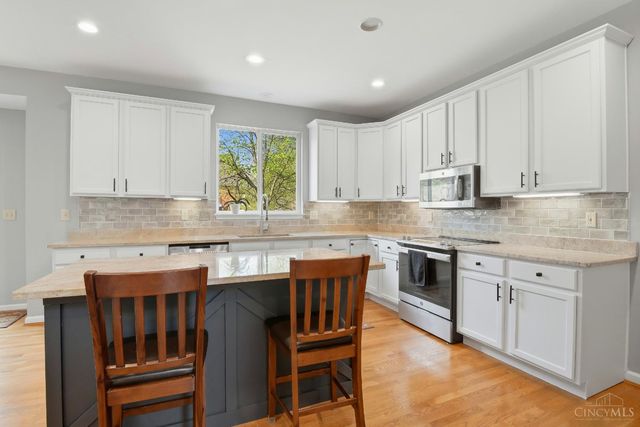 5294 Senour Drive, West Chester, OH 45069