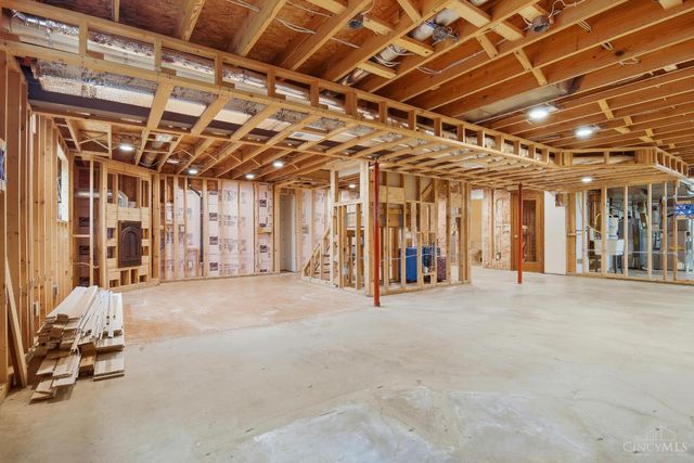 5294 Senour Drive, West Chester, OH 45069