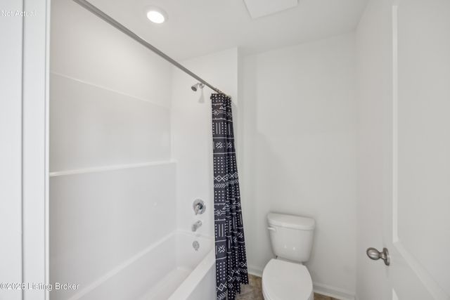 11116 Pheasant Run Ct, Louisville, KY 40229