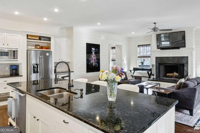 387 9th Street NE, Atlanta, GA 30309