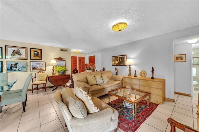 8850 SW 123rd Ct H201, Miami, FL 33186