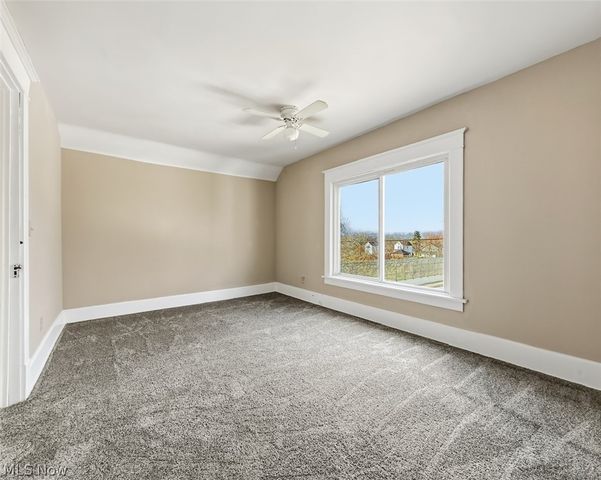 702 Dickson Street, Youngstown, OH 44502