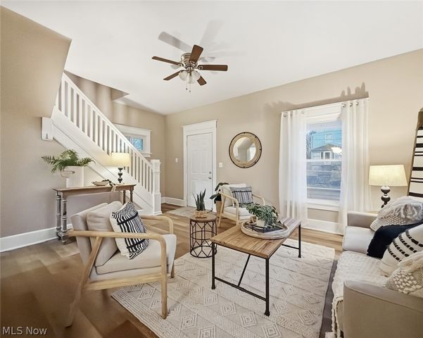 702 Dickson Street, Youngstown, OH 44502