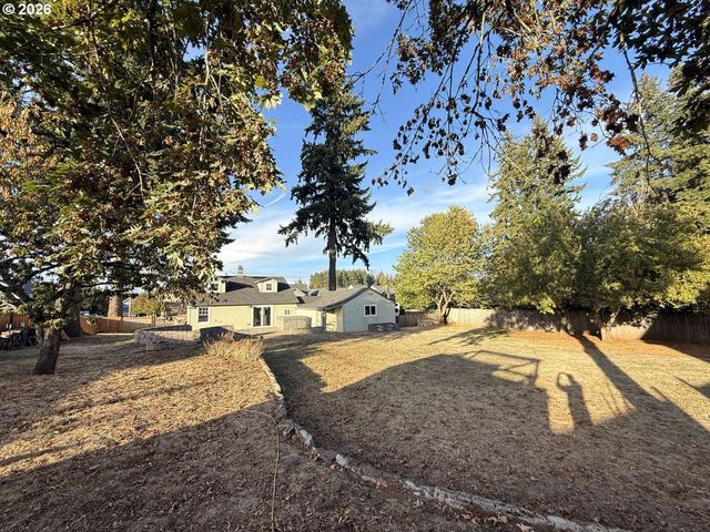 5811 Ne 47TH St, Vancouver, WA 98661