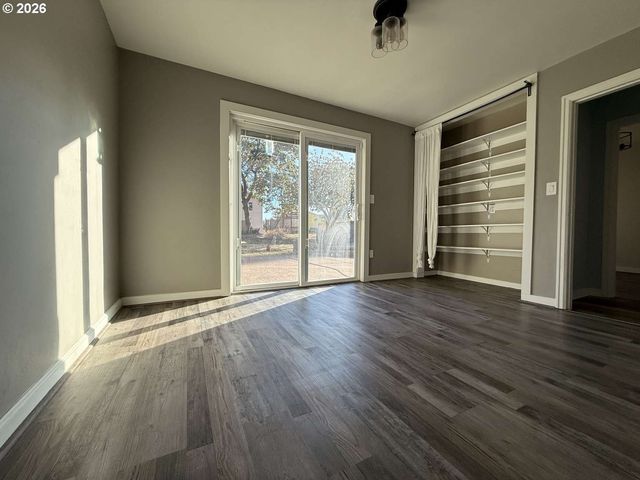 5811 Ne 47TH St, Vancouver, WA 98661