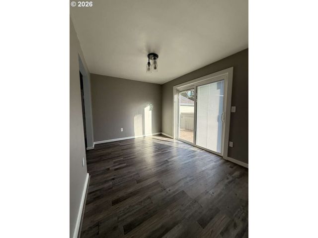 5811 Ne 47TH St, Vancouver, WA 98661