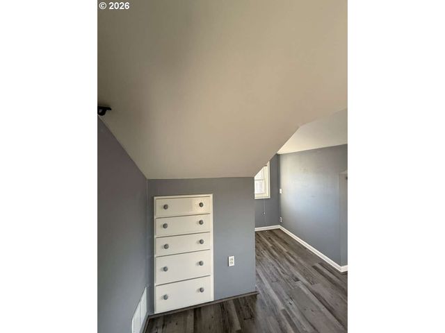 5811 Ne 47TH St, Vancouver, WA 98661