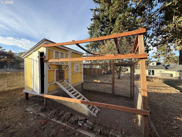 5811 Ne 47TH St, Vancouver, WA 98661