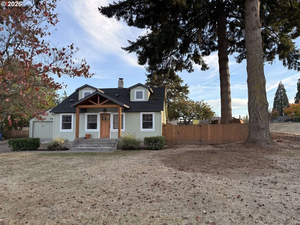 5811 Ne 47TH St, Vancouver, WA 98661
