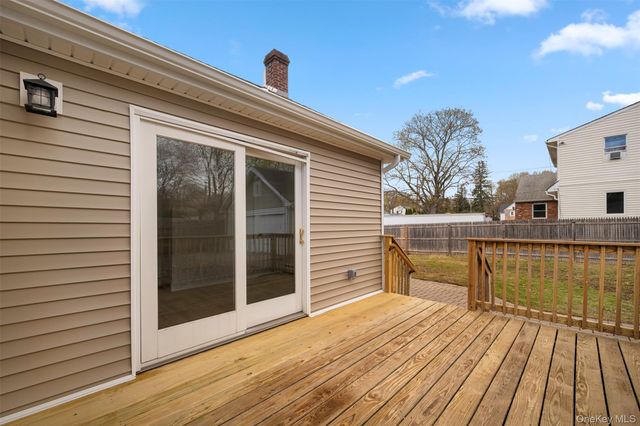 3 Ocean Avenue, Mastic, NY 11950