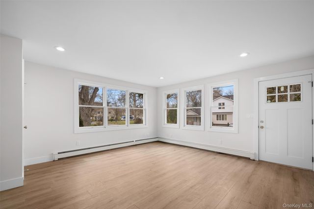 3 Ocean Avenue, Mastic, NY 11950