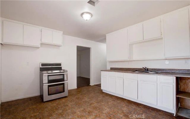 16010 Olive, Hesperia, CA 92345